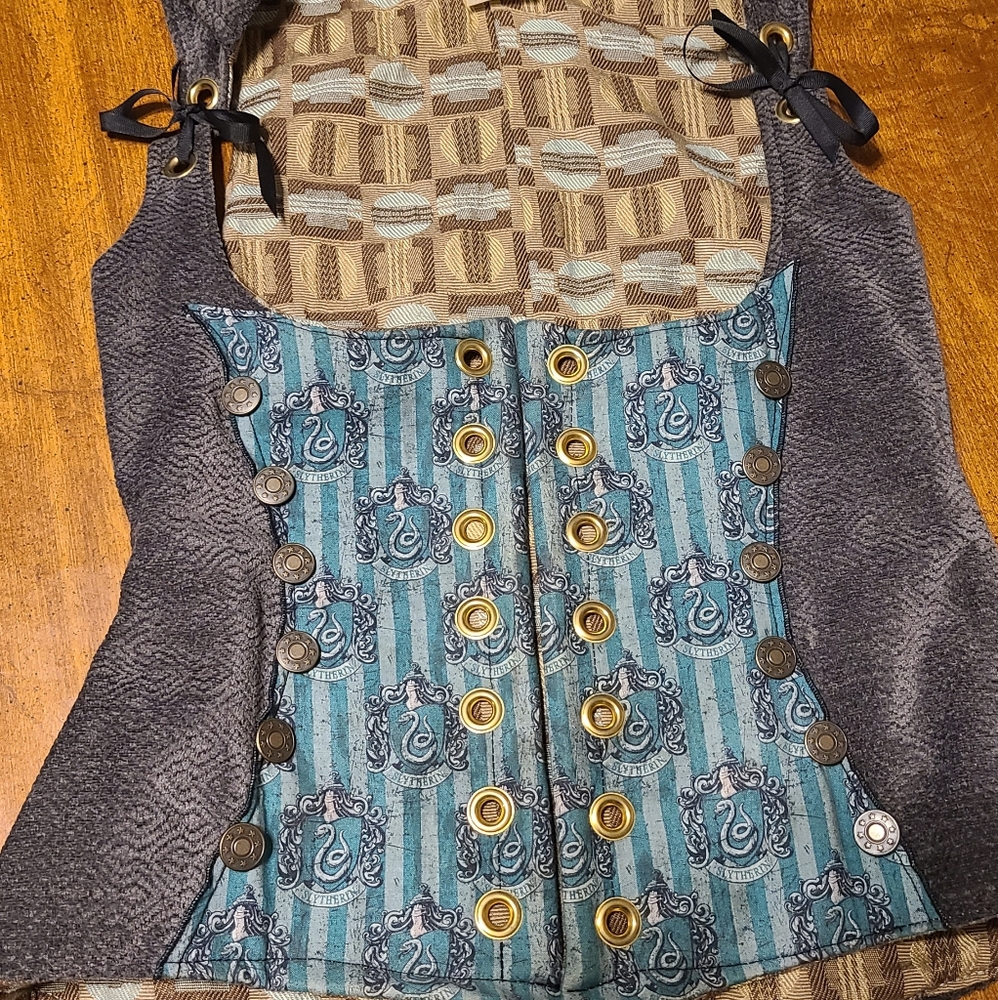 34-36 Slytherin Vintage Damsel in this Dress Corest